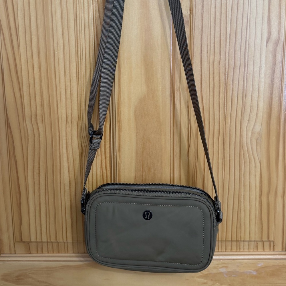 Lululemon Olive Belt Bag